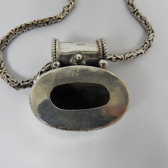 L716 Stamped 925 Silver Necklace with Blue Black Colored Stone - Picture 4 of 7